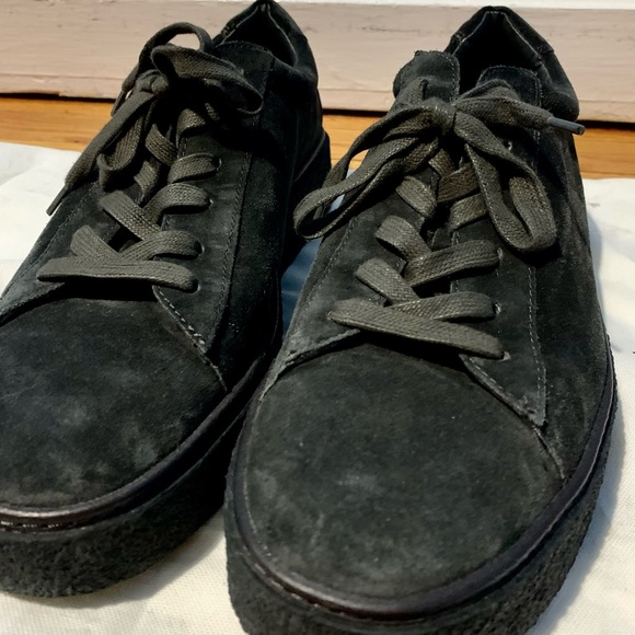 Vince lace ups. NWOT. Dust bag included. - Picture 4 of 7